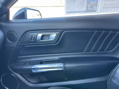 Used 2020 Ford Mustang GT Premium image 16