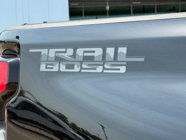 Used 2025 Chevrolet Silverado 2500 LT w/ Trail Boss Package AWD/4WD image 13