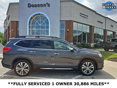 Used 2022 Subaru Ascent Touring image 1