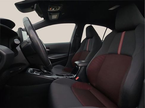 Used 2024 Toyota Corolla SE image 12