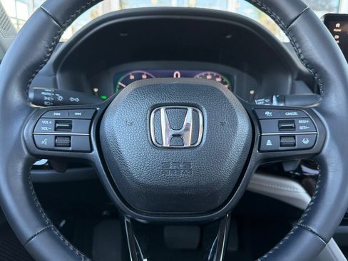 Used 2025 Honda Accord EX-L image 22