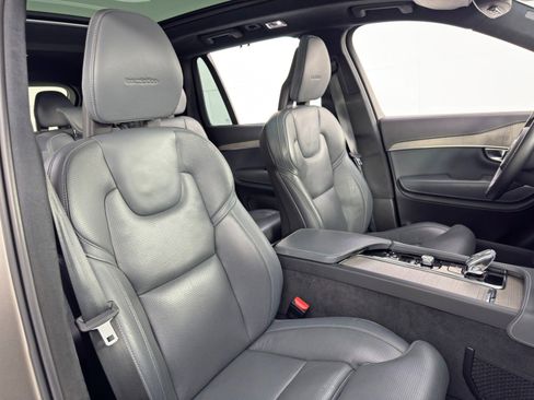 Used 2020 Volvo XC90 T8 Inscription w/ Protection Package image 41