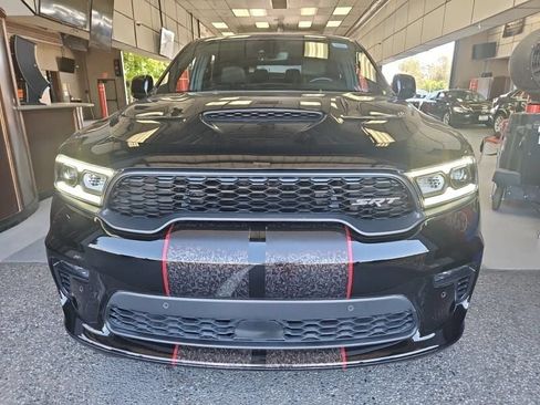 Used 2021 Dodge Durango SRT w/ Technology Group AWD/4WD image 3