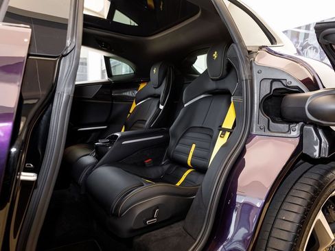 Used 2024 Ferrari Purosangue image 34