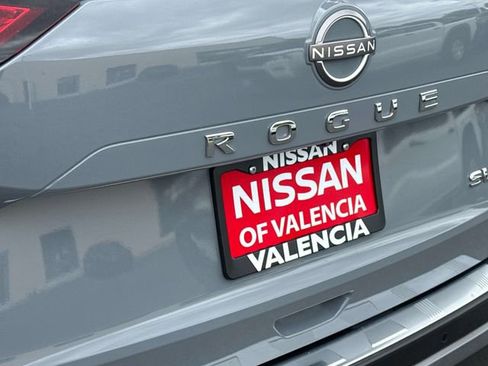 Certified 2023 Nissan Rogue SL w/ SL Premium Package FWD image 6
