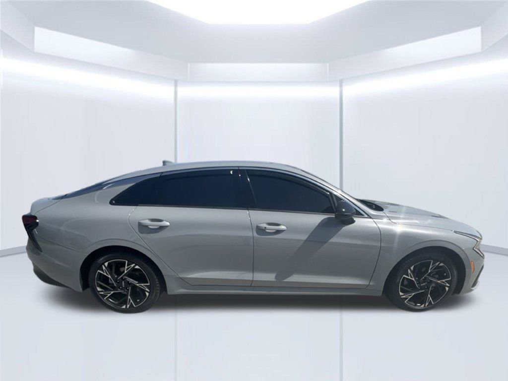 Used 2025 Kia K5 GT-Line AWD/4WD image 4