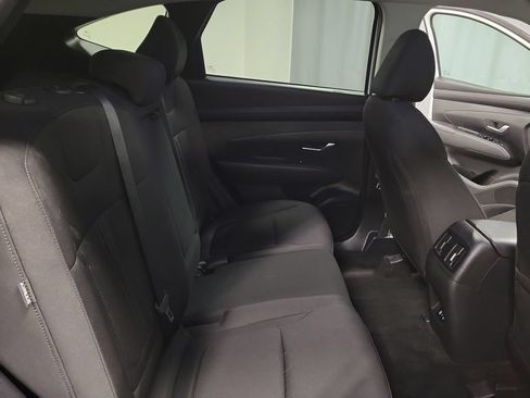 Used 2025 Hyundai Tucson SEL FWD image 31