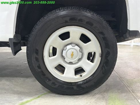 Used 2021 Chevrolet Colorado W/T AWD/4WD image 16