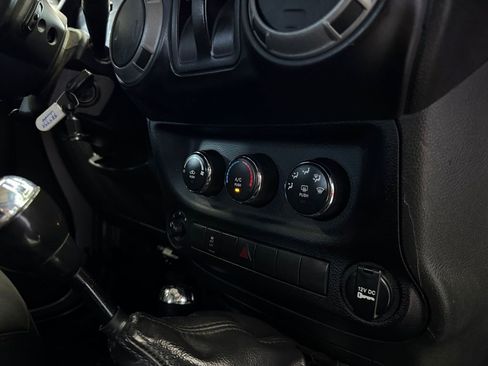 Used 2017 Jeep Wrangler Sport AWD/4WD image 22