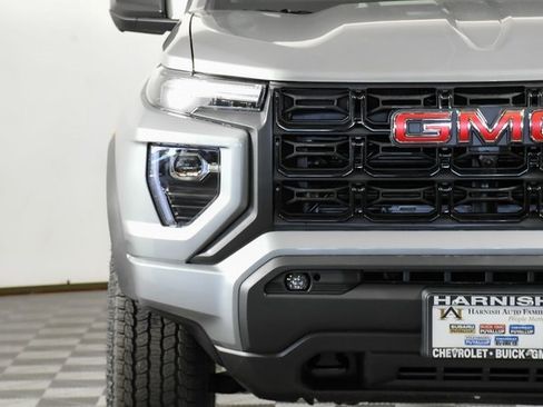New 2025 GMC Canyon Elevation w/ Convenience Package image 32
