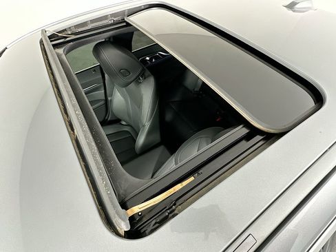 Used 2023 BMW i4 eDrive35 w/ Premium Package RWD image 22