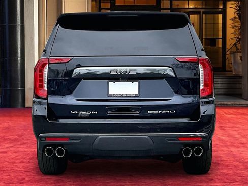 Used 2024 GMC Yukon Denali Ultimate AWD/4WD image 5