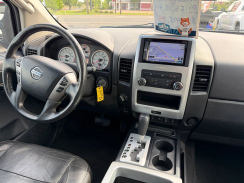 Used 2014 Nissan Titan PRO-4X w/ Pro-4x Luxury Package image 9