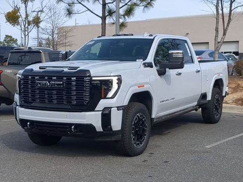 New 2026 GMC Sierra 2500 Denali Ultimate image 11