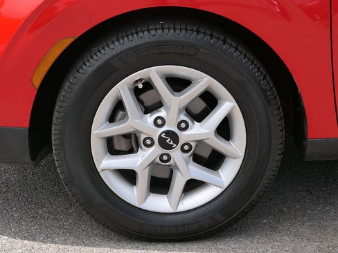 Used 2022 Kia Soul LX w/ Technology Package FWD image 9