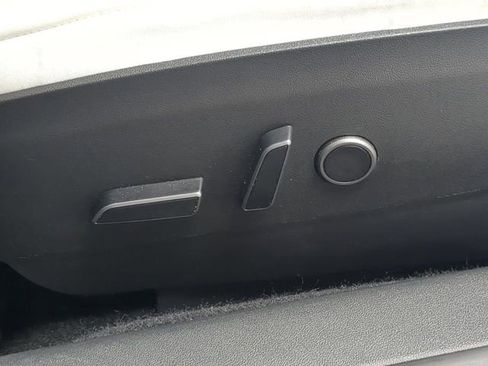 Used 2023 Tesla Model 3 Standard Range RWD image 21