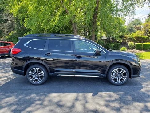 New 2026 Subaru Ascent Limited AWD/4WD image 2
