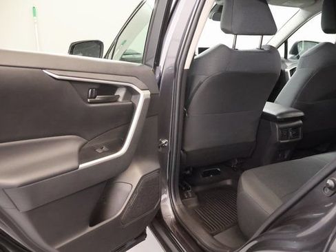 Used 2023 Toyota RAV4 LE AWD/4WD image 29