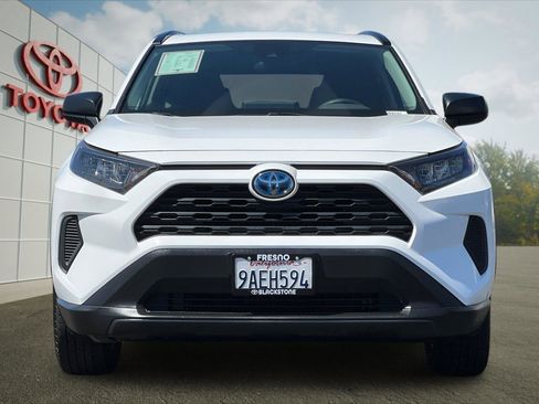 Certified 2021 Toyota RAV4 LE AWD/4WD image 8