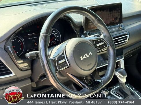 Used 2022 Kia Seltos SX AWD/4WD image 12