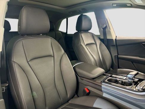 Certified 2023 Audi Q8 Premium Plus w/ Premium Plus Package AWD/4WD image 15