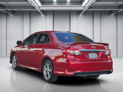 Used 2011 Toyota Corolla S image 6