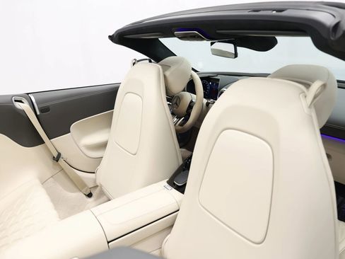 Used 2022 Mercedes-Benz SL 55 AMG 4MATIC image 72