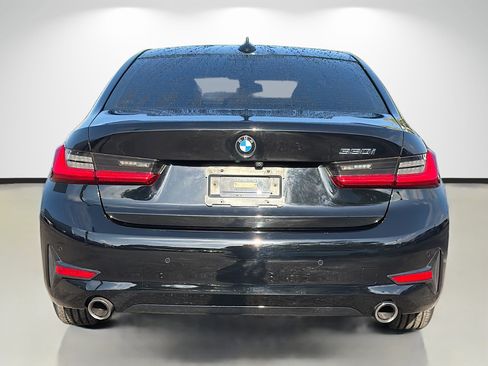 Used 2021 BMW 330i Sedan w/ Convenience Package RWD image 4