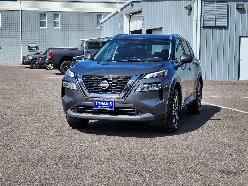 Certified 2023 Nissan Rogue SV w/ SV Premium Package AWD/4WD image 3