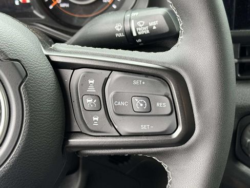 Used 2026 Jeep Gladiator Sport AWD/4WD image 22