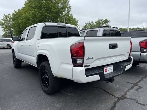 Used 2023 Toyota Tacoma SR AWD/4WD image 2