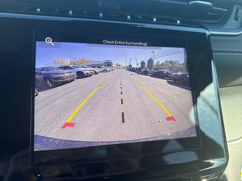 New 2025 Jeep Grand Cherokee Altitude image 20