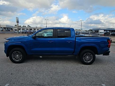 Used 2023 Chevrolet Colorado LT w/ LT Convenience Package image 4