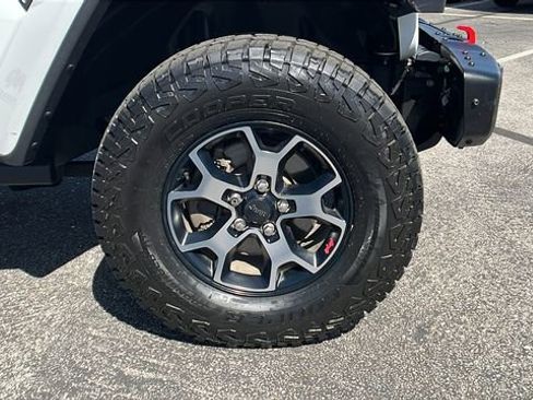 Used 2018 Jeep Wrangler Unlimited Rubicon AWD/4WD image 10