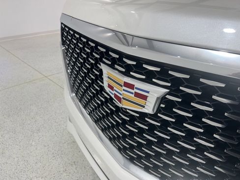 Used 2021 Cadillac Escalade Premium Luxury w/ Driver Assist Tech Package image 39