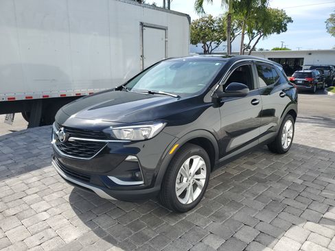 Used 2023 Buick Encore GX Preferred w/ Cold Weather Comfort Package AWD/4WD image 3