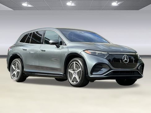 Certified 2023 Mercedes-Benz EQS 580 4MATIC SUV image 6