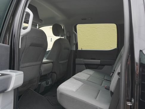 Used 2023 Ford F250 XLT AWD/4WD image 17