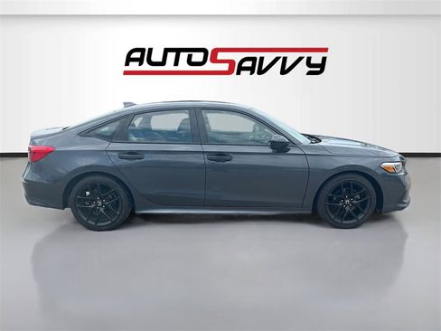 Used 2024 Honda Civic Sport image 8