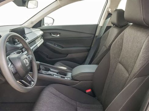 Certified 2025 Honda Accord SE image 19