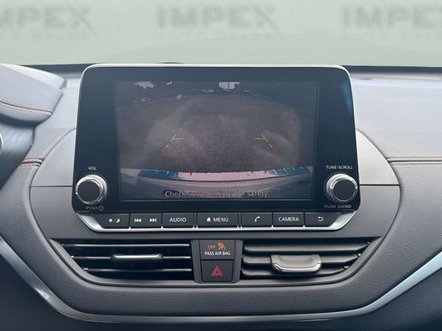Used 2020 Nissan Altima 2.5 SR FWD image 19