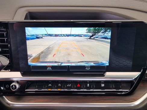 Used 2026 GMC Sierra 1500 SLT RWD image 18