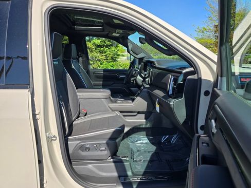 New 2026 GMC Sierra 2500 AT4X AWD/4WD image 34