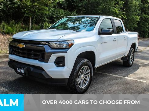Used 2023 Chevrolet Colorado LT w/ LT Convenience Package RWD image 3
