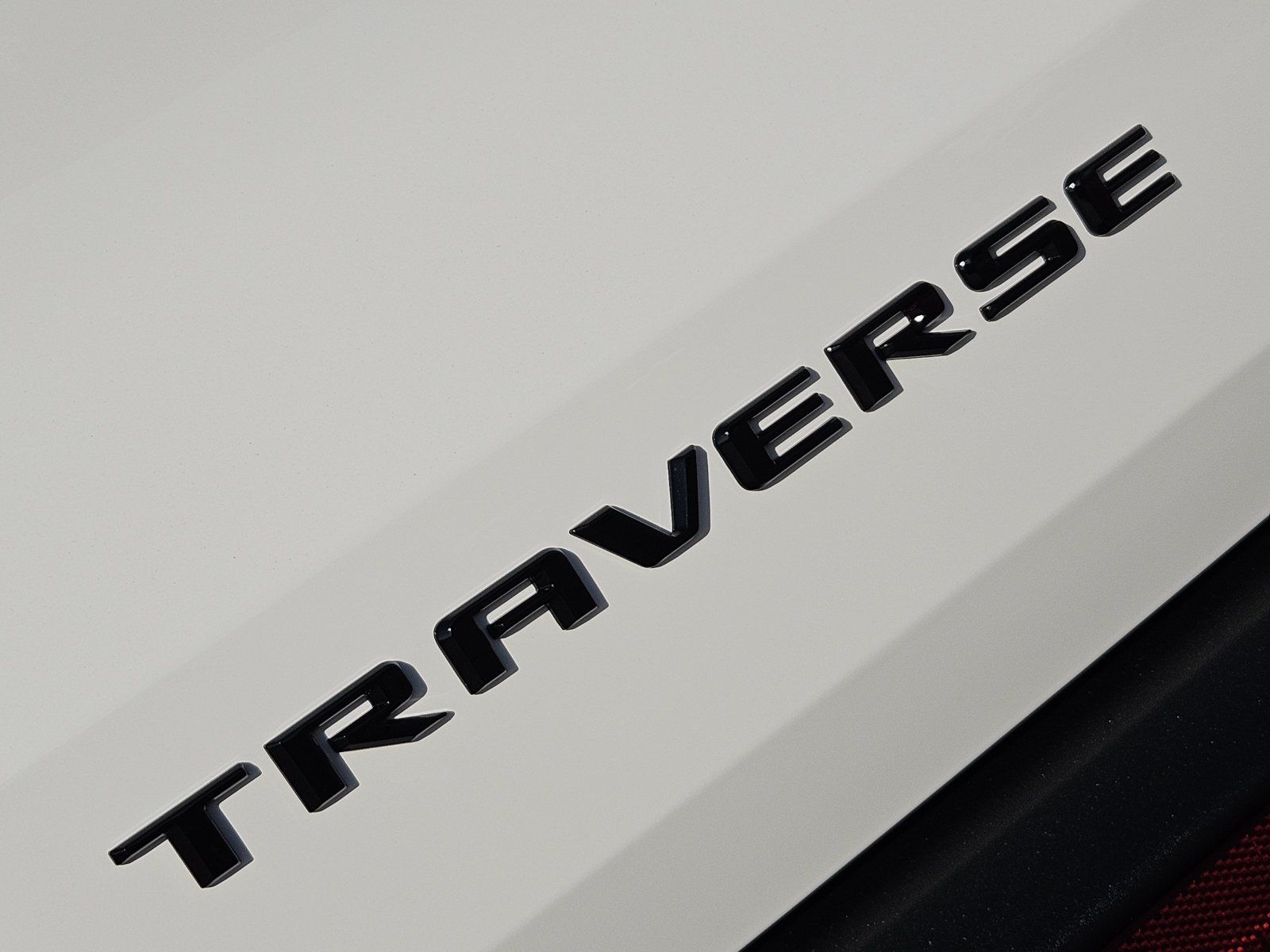 New 2027 Chevrolet Traverse LT w/ Midnight/Sport Edition FWD image 13