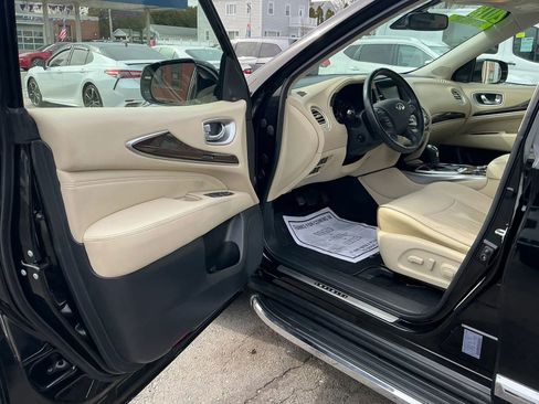 Used 2018 INFINITI QX60 Luxe w/ Deluxe Technology Package image 7