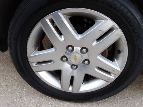 Used 2011 Chevrolet Impala LT w/ Luxury Edition Package FWD image 38