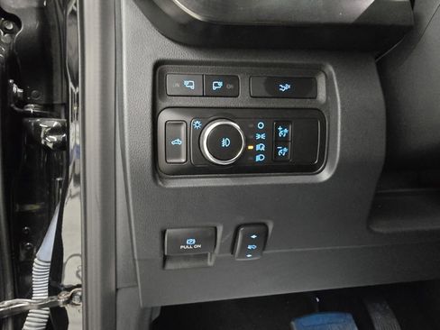 Used 2023 Ford F350 Lariat image 33