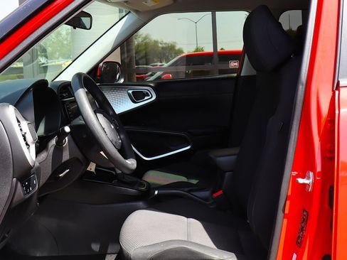 Used 2022 Kia Soul LX w/ Technology Package FWD image 37