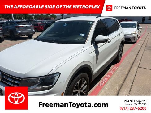 Used 2019 Volkswagen Tiguan SE FWD image 1